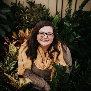 Meet your Posher, Julia